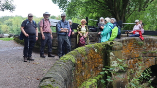 A brief stop near the end of the walk
